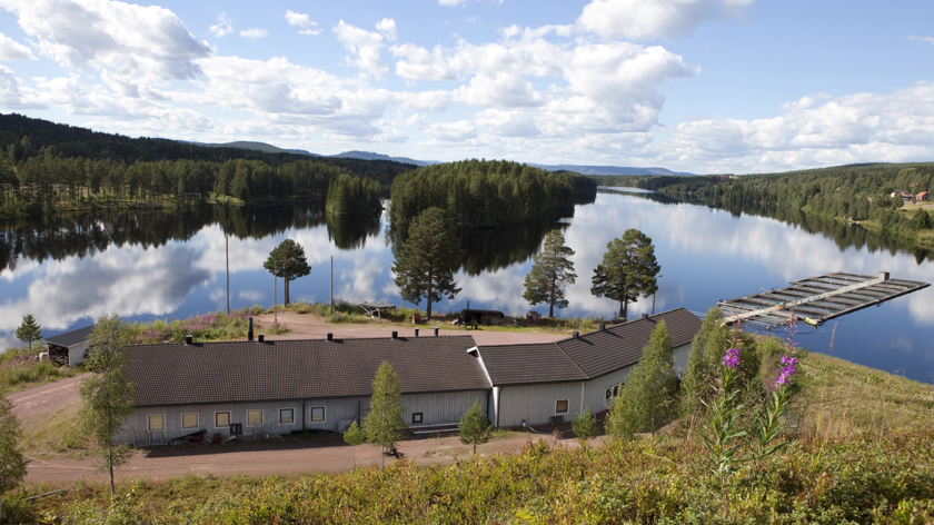 Vy över Älvdalslax fiskodling
